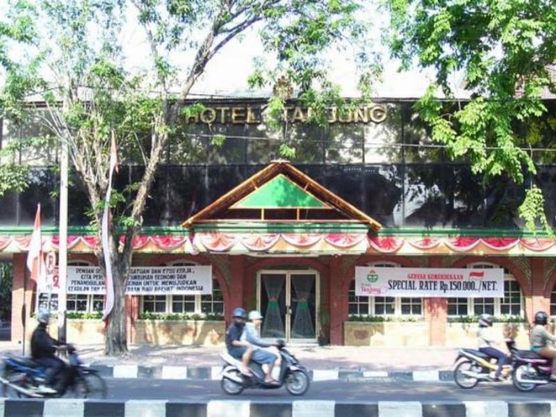 Hotel Tanjung Surabaya Kültér fotó