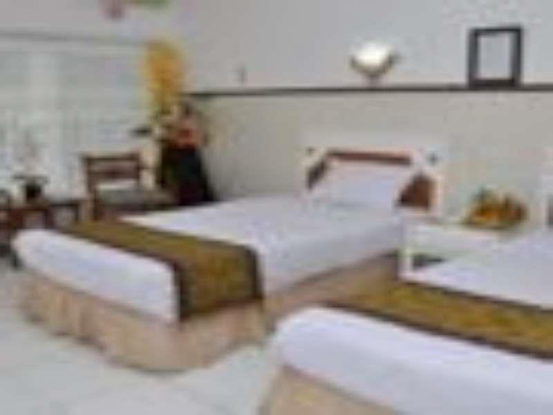 Hotel Tanjung Surabaya Kültér fotó