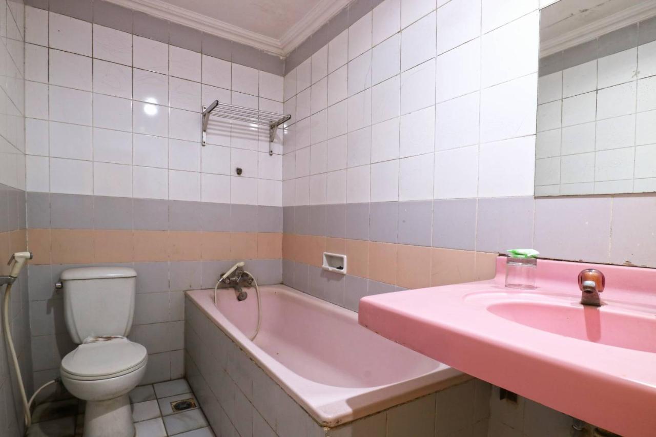 Hotel Tanjung Surabaya Kültér fotó