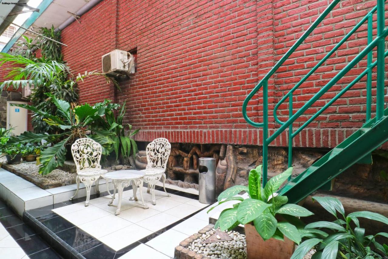 Hotel Tanjung Surabaya Kültér fotó