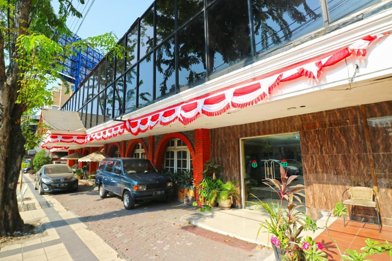 Hotel Tanjung Surabaya Kültér fotó